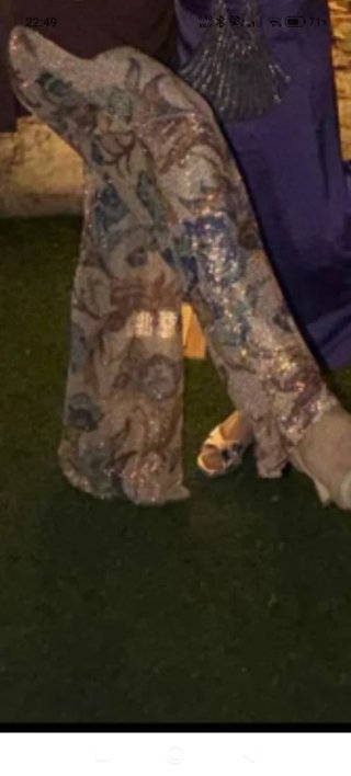 Pantalón estampado lentejuelas de boutique Novo