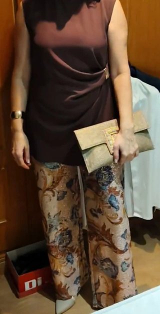 Pantalón estampado lentejuelas de boutique Novo