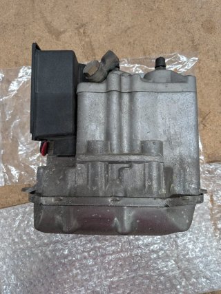 Módulo ABS BMW R850R (a reparar)