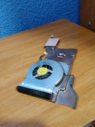 Ventilador disipador Lenovo portátil