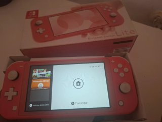 Nintendo Switch Lite Coral