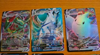 Lote 7 cartas Pokémon V, VMAX, V-ASTRO