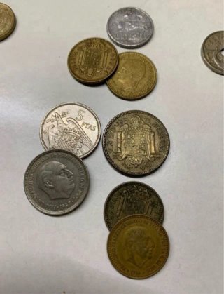 Billetes antiguos Banco de España 1 y 5 Pesetas
