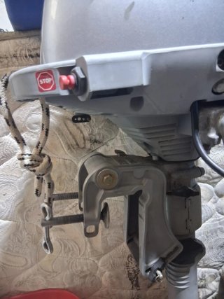 Motor Honda fueraborda 2.3