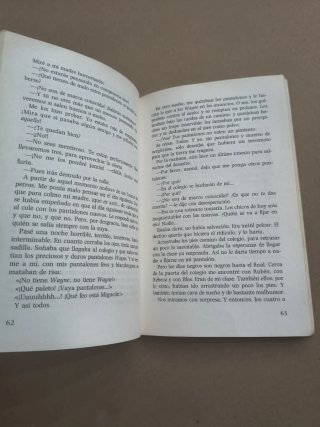 Un barco cargado de ... cuentos