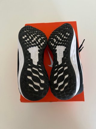 Zapatillas Nike Running Talla 36.5 Nuevas