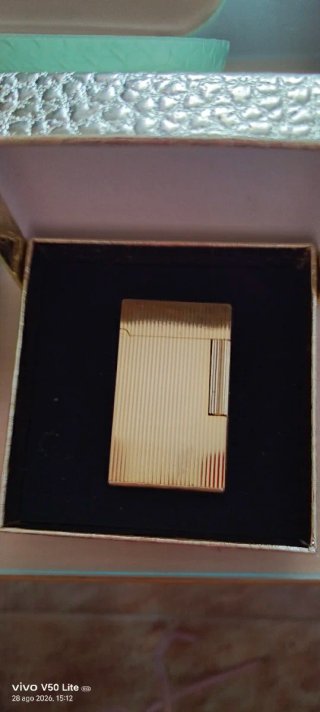 Mechero antiguo Silver Match dorado con una m