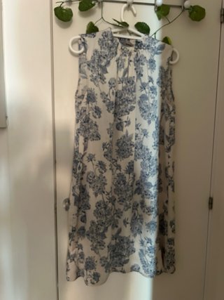 Vestido floral beige y azul