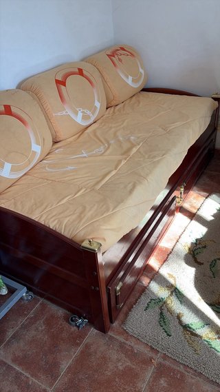 Cama nido de madera con cajones