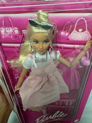 Barbie Deluxe Style Muñeca Barbiecore