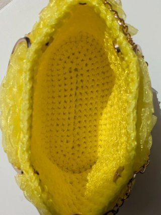 Bolso de organza amarillo hecho a mano
