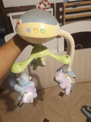 Móvil Cuna Proyector Estrellas Peluches