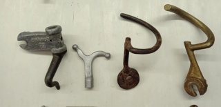 Soportes y Herramientas Varias