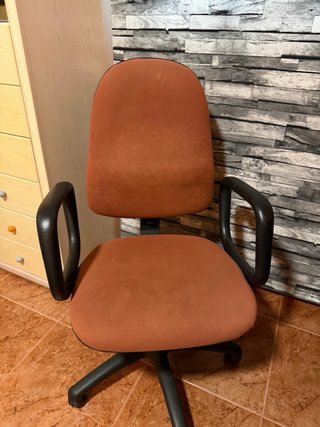 Silla de oficina giratoria naranja