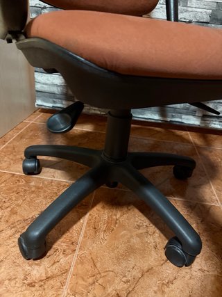Silla de oficina giratoria naranja