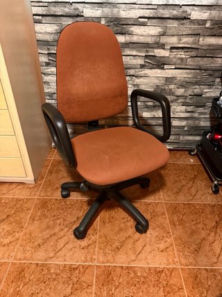 Silla de oficina giratoria naranja
