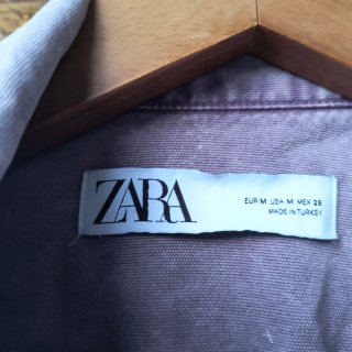 Cazadora vaquera Zara unisex morada
