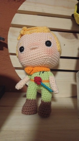 Minion Amigurumi Tejido a Mano