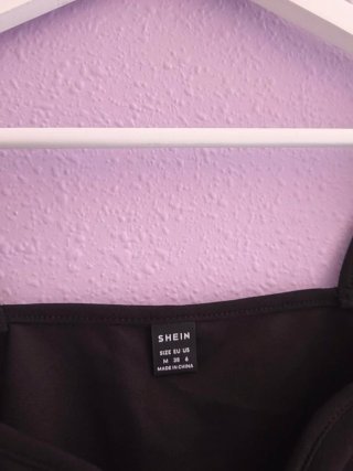 Top Negro Shein Talla M Cremallera