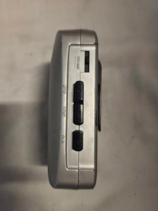 Walkman Av-823 EQ Demis Roussos
