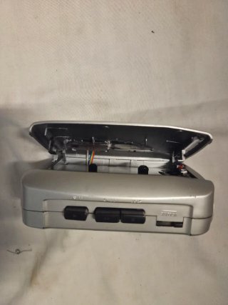 Walkman Av-823 EQ Demis Roussos