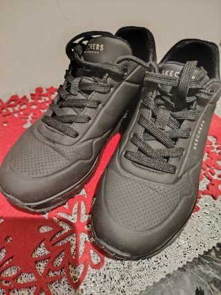Zapatillas Skechers Negras