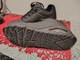 Zapatillas Skechers Negras