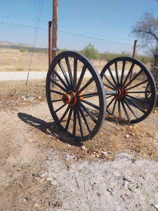 Ruedas de Carreta Antiguas Grandes