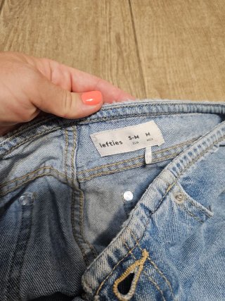 Pantalones cortos vaqueros desgastados, 2 por 1