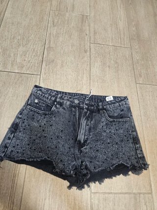 Pantalones cortos vaqueros desgastados, 2 por 1