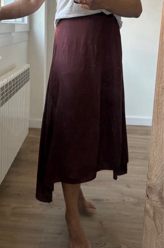 Falda midi rosa