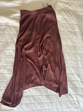 Falda midi rosa
