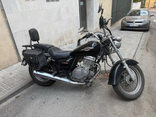 Suzuki Marauder 250cc Negra
