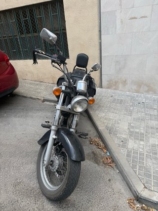 Suzuki Marauder 250cc Negra