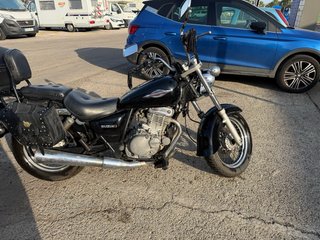 Suzuki Marauder 250cc Negra