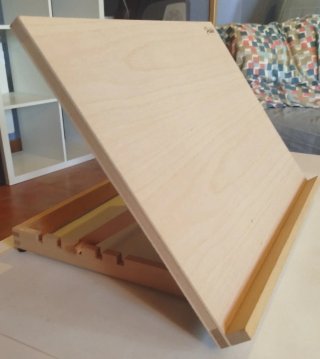 Atril de madera