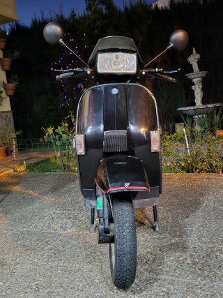 Vespa TX 200 Negra