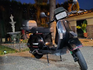 Vespa TX 200 Negra