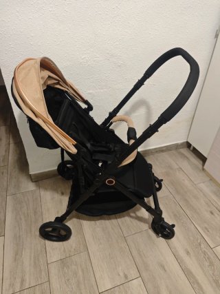 Cochecito de bebé ligero plegable