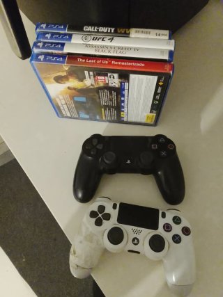 Juegos PS4 y 2 mandos (negro, multicolor)
