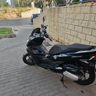 Honda PCX Negra