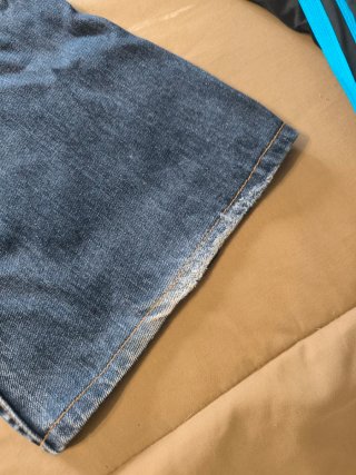 Vaqueros Levi's 516 Azules. Talla W28