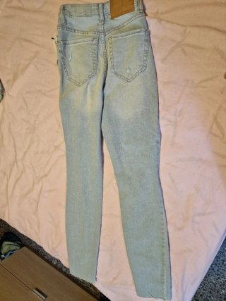 Pantalón vaquero azul talla 34
