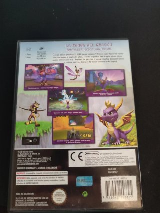 Spyro Enter The Dragonfly GameCube