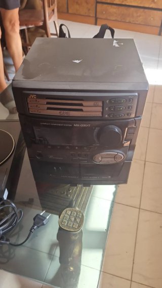 Altavoces JVC Negros