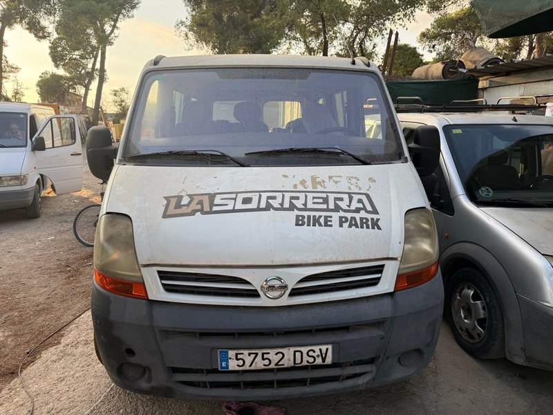 Nissan Interstar 2005 - foto 1