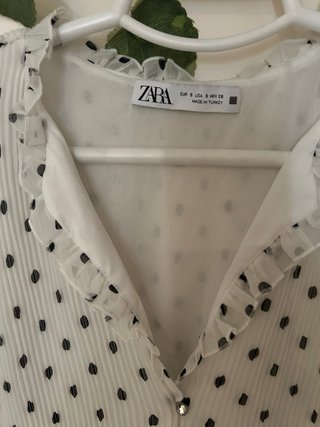 Vestido Zara lunares blanco y negro