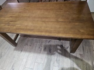 Mesa de madera maciza