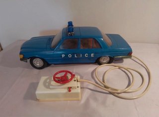 Mercedes 450 SE Rico Policía Azul