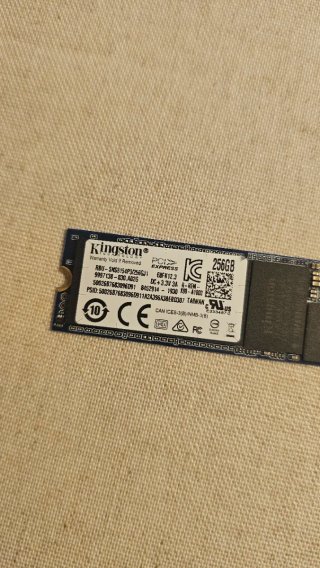 Kingston M.2 NVMe SSD 256GB
